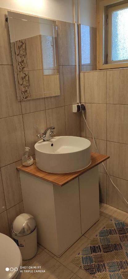 Terez Haza Hotel Pazmand Екстериор снимка
