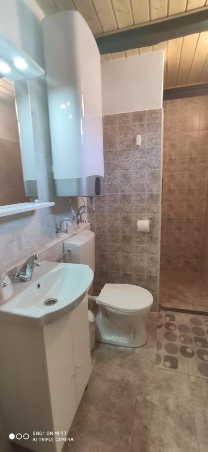 Terez Haza Hotel Pazmand Екстериор снимка