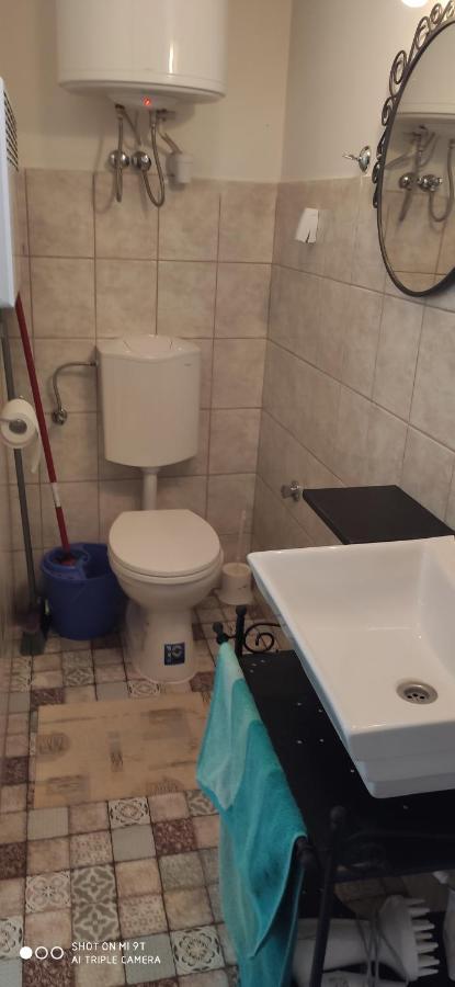 Terez Haza Hotel Pazmand Екстериор снимка