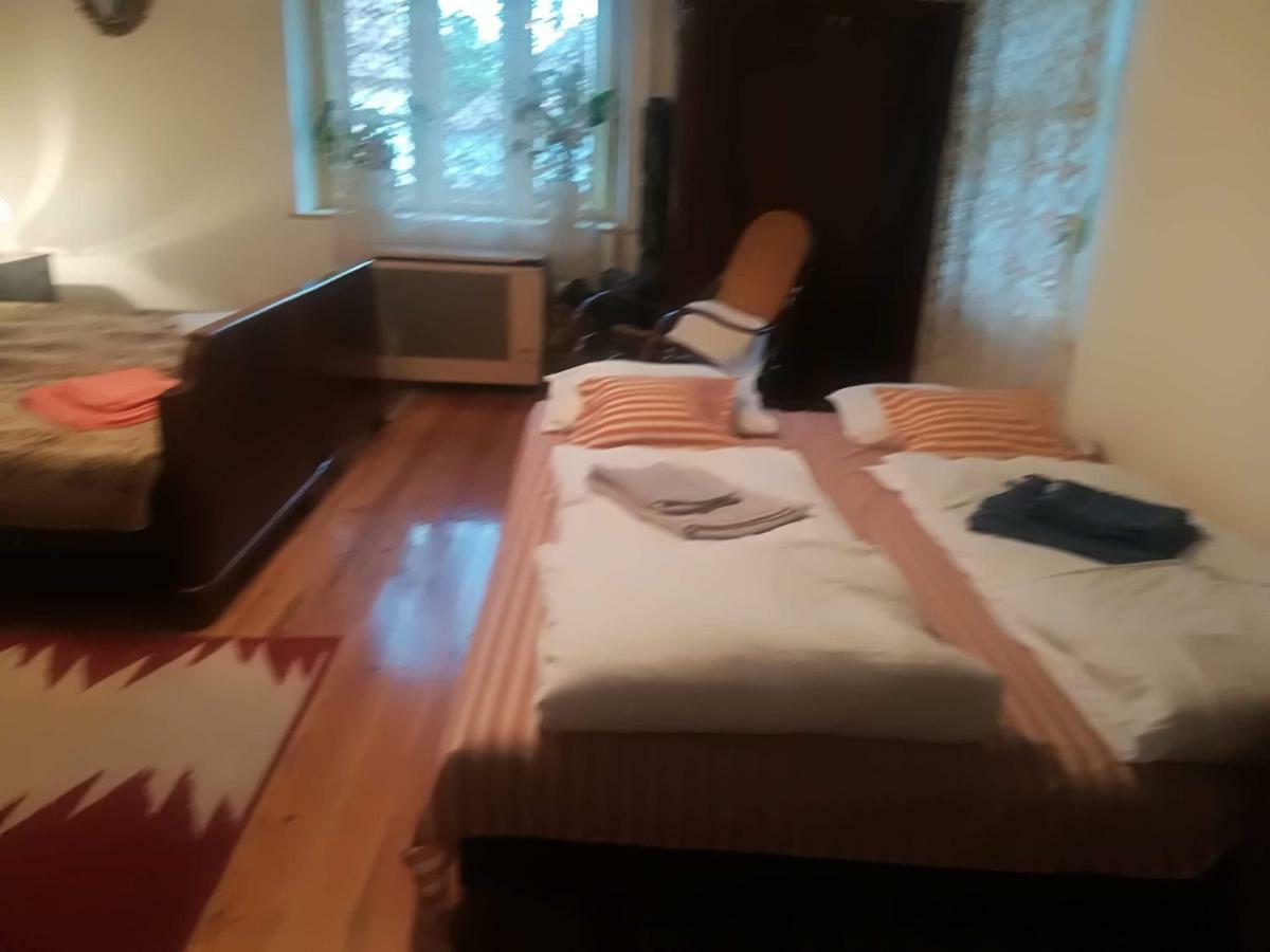 Terez Haza Hotel Pazmand Екстериор снимка