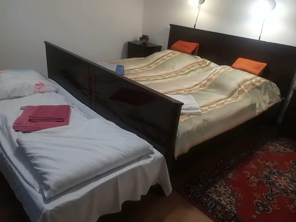 Terez Haza Hotel Pazmand Екстериор снимка